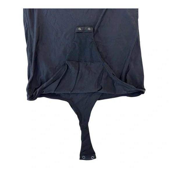 Smoothez by Aerie Black Short Sleeve Bodysuit - Picture 4 of 5